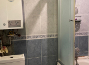 Satılır 3 otaqlı 85 m2 köhnə tikili İnşaatçılar m.