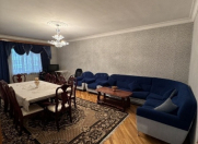 Satılır 4 otaqlı 178 m2 yeni tikili 8 Noyabr m.