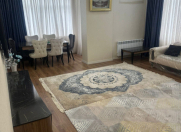 Satılır 3 otaqlı 135 m2 yeni tikili Badamdar