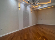 Satılır 3 otaqlı 135 m2 yeni tikili 8 Noyabr m.