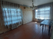 Satılır 2 otaqlı 60 m2 köhnə tikili Həzi Aslanov