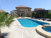 Satılır 10 otaqlı 560 m2 bağ evi Şüvəlan