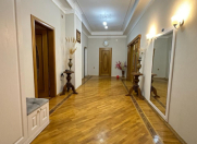 Satılır 3 otaqlı 145 m2 yeni tikili Gənclik m.