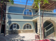 Satılır 6 otaqlı 300 m2 həyət evi Binə