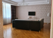 İcarəyə verilir 3 otaqlı 149 m2 yeni tikili Yasamal r.