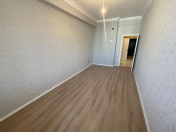 Satılır 2 otaqlı 77 m2 yeni tikili Saray