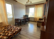 Satılır 2 otaqlı 65 m2 köhnə tikili Xalqlar Dostluğu m.