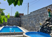 İcarəyə verilir 4 otaqlı 400 m2 villa Şəki