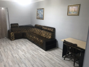 Satılır 3 otaqlı 65 m2 köhnə tikili Gənclik m.