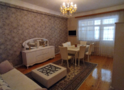 Satılır 3 otaqlı 80 m2 köhnə tikili Nəsimi m.