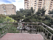 Satılır 1 otaqlı 30 m2 köhnə tikili İnşaatçılar m.