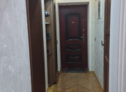 Satılır 3 otaqlı 90 m2 köhnə tikili Elmlər Akademiyası m.