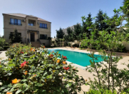 Satılır 8 otaqlı 520 m2 bağ evi Mərdəkan