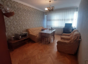 Satılır 2 otaqlı 49 m2 köhnə tikili Gənclik m.