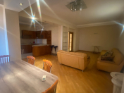 İcarəyə verilir 4 otaqlı 140 m2 yeni tikili Memar Əcəmi m.