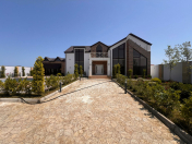 Satılır 6 otaqlı 350 m2 həyət evi Şüvəlan