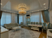 Satılır 4 otaqlı 160 m2 yeni tikili İnşaatçılar m.