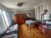 İcarəyə verilir 1 otaqlı 45 m2 köhnə tikili Elmlər Akademiyası m.