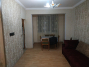 İcarəyə verilir 3 otaqlı 80 m2 köhnə tikili 1 mkr