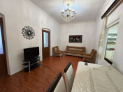 İcarəyə verilir 3 otaqlı 90 m2 köhnə tikili 28 May m.