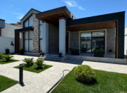 Satılır 5 otaqlı 220 m2 bağ evi Mərdəkan