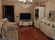 Satılır 3 otaqlı 105 m2 köhnə tikili Yasamal r.