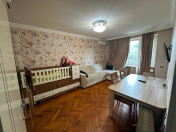 Satılır 1 otaqlı 35 m2 köhnə tikili İnşaatçılar m.