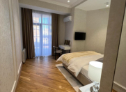 Satılır 2 otaqlı 78 m2 yeni tikili 28 May m.