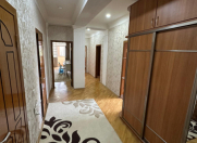 Satılır 3 otaqlı 100 m2 yeni tikili 28 May m.