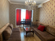 Satılır 3 otaqlı 95 m2 köhnə tikili Heydər Əliyev Mərkəzi