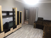 Satılır 3 otaqlı 65 m2 köhnə tikili Gənclik m.