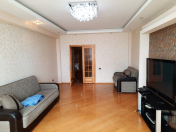 Satılır 3 otaqlı 120 m2 yeni tikili 9 mkr