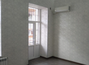 Satılır 1 otaqlı 40 m2 köhnə tikili Fəvvarələr meydanı