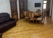 Satılır 3 otaqlı 90 m2 yeni tikili Bakıxanov