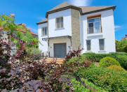 Satılır 7 otaqlı 500 m2 bağ evi Buzovna