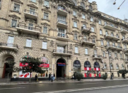 Satılır 3 otaqlı 180 m2 obyekt İçəri Şəhər m.