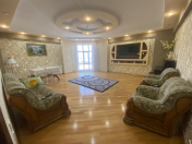 Satılır 4 otaqlı 160 m2 yeni tikili Nəriman Nərimanov m.