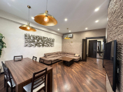 İcarəyə verilir 3 otaqlı 120 m2 yeni tikili 28 May m.