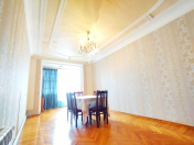 İcarəyə verilir 2 otaqlı 60 m2 köhnə tikili Həzi Aslanov m.