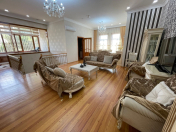 Satılır 6 otaqlı 250 m2 həyət evi 6 mkr