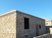 Satılır 2 otaqlı 90 m2 həyət evi Binə