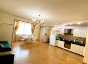 Satılır 3 otaqlı 65 m2 köhnə tikili Nəsimi r.