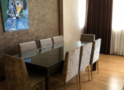 Satılır 5 otaqlı 200 m2 yeni tikili Gənclik m.