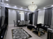 Satılır 4 otaqlı 195 m2 yeni tikili Nizami m.