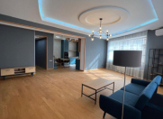 İcarəyə verilir 3 otaqlı 135 m2 yeni tikili Musabəyov parkı