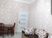 Satılır 2 otaqlı 60 m2 yeni tikili Memar Əcəmi m.