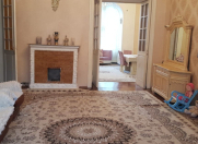 Satılır 4 otaqlı 180 m2 köhnə tikili 28 Mall