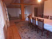 Satılır 7 otaqlı 300 m2 həyət evi Saray