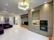 Satılır 3 otaqlı 90 m2 yeni tikili Ağ şəhər