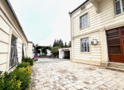 Satılır 7 otaqlı 257 m2 həyət evi Avtovağzal m.